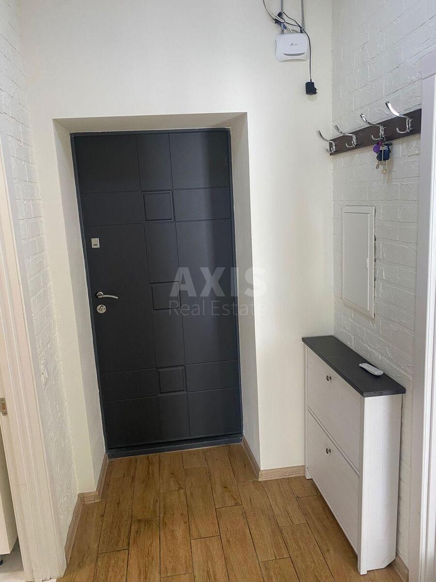 1k apartment prov. Kolomyjs'kyj 69