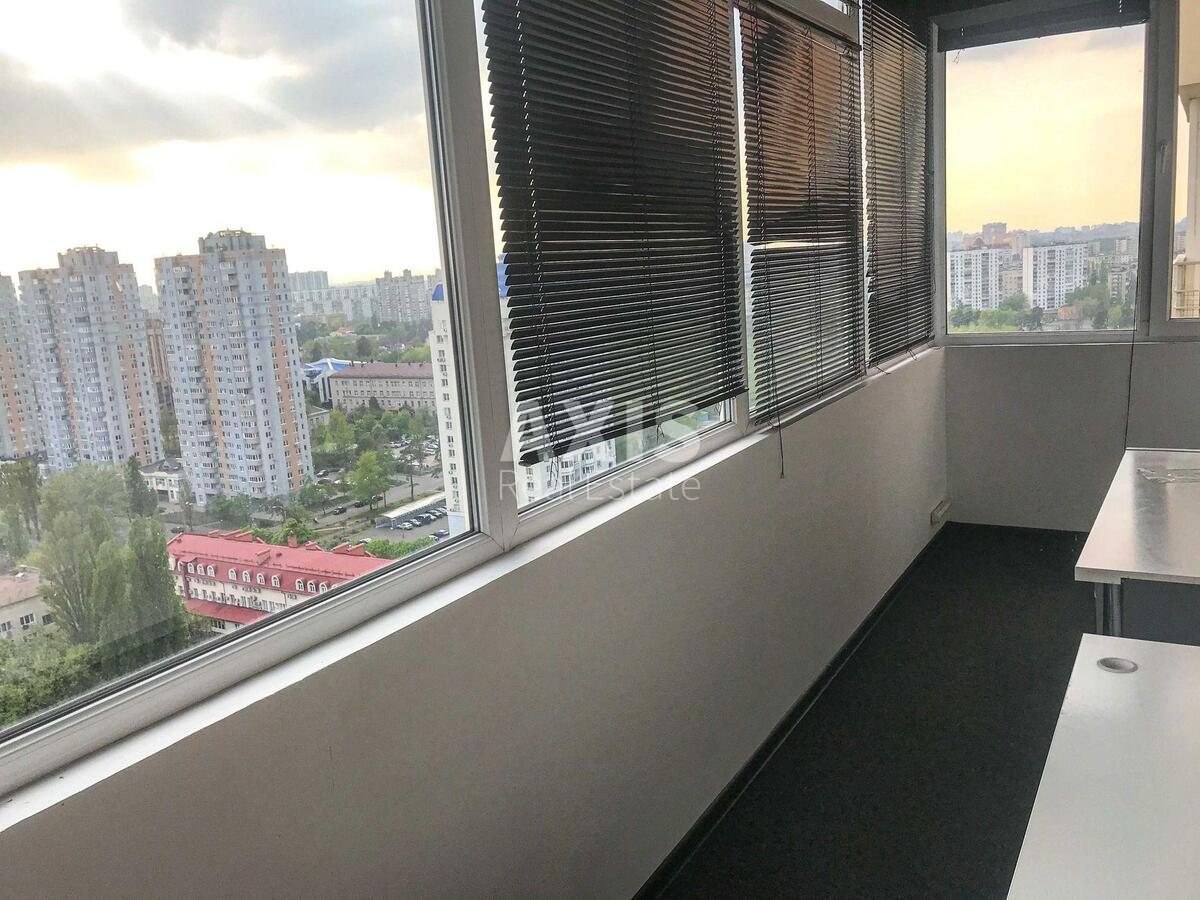 3k apartment vul. Lebedjeva Mykoly 4/39А5