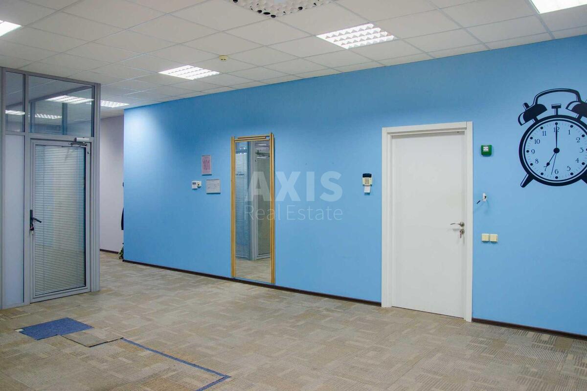 Офис ул. Пимоненко Николая 13, 985м2