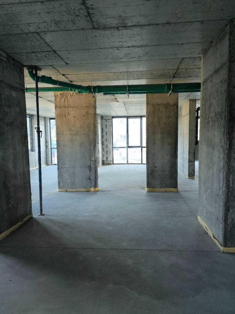 Service object vul. Myhajla Maksymovycha 32В, 220m2606114