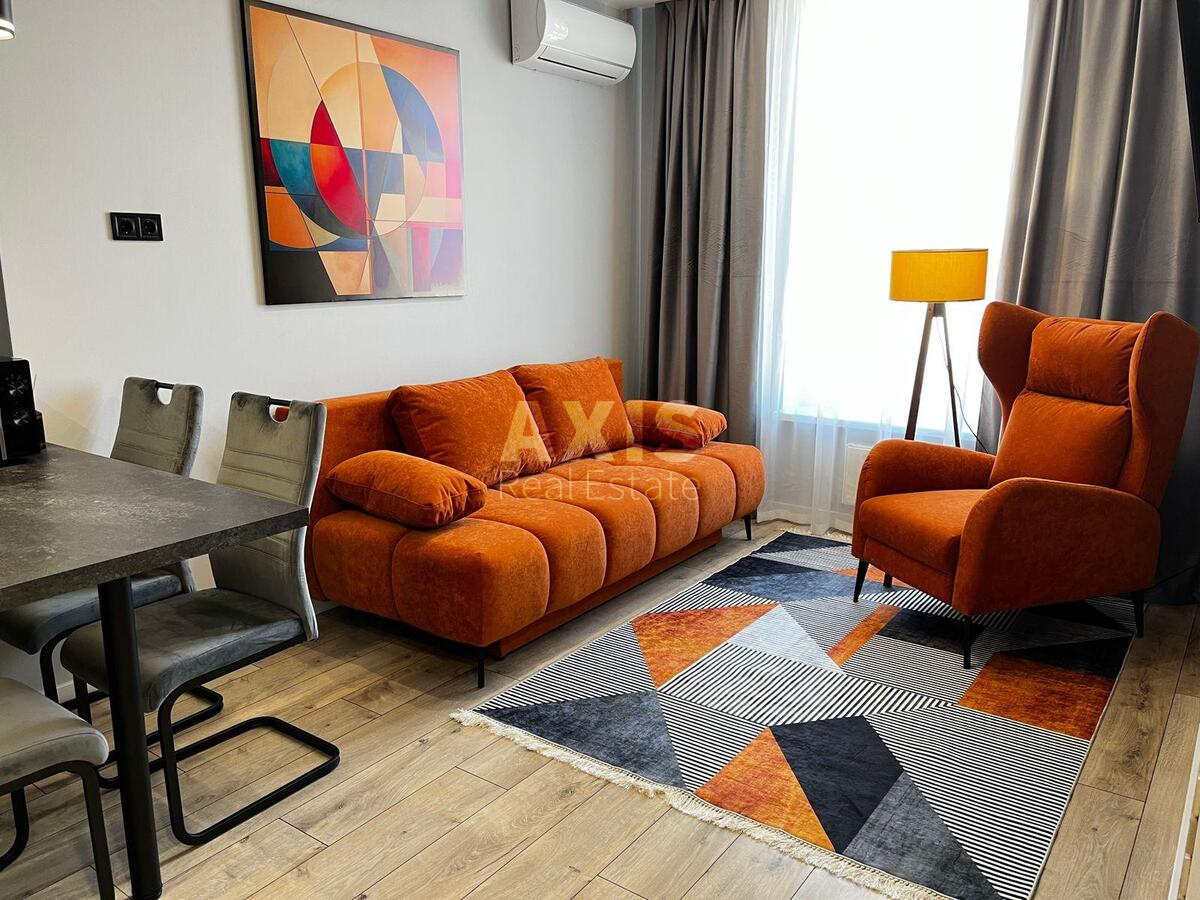 1k apartment vul. Dragomyrova Myhajla 20
