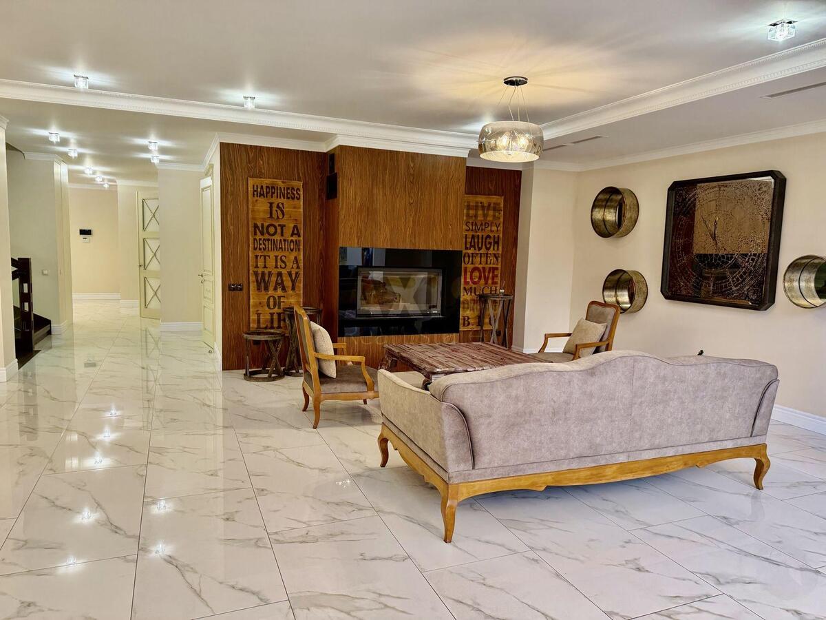 Дoм ул. Яслинская, 770м2, город Киев613661