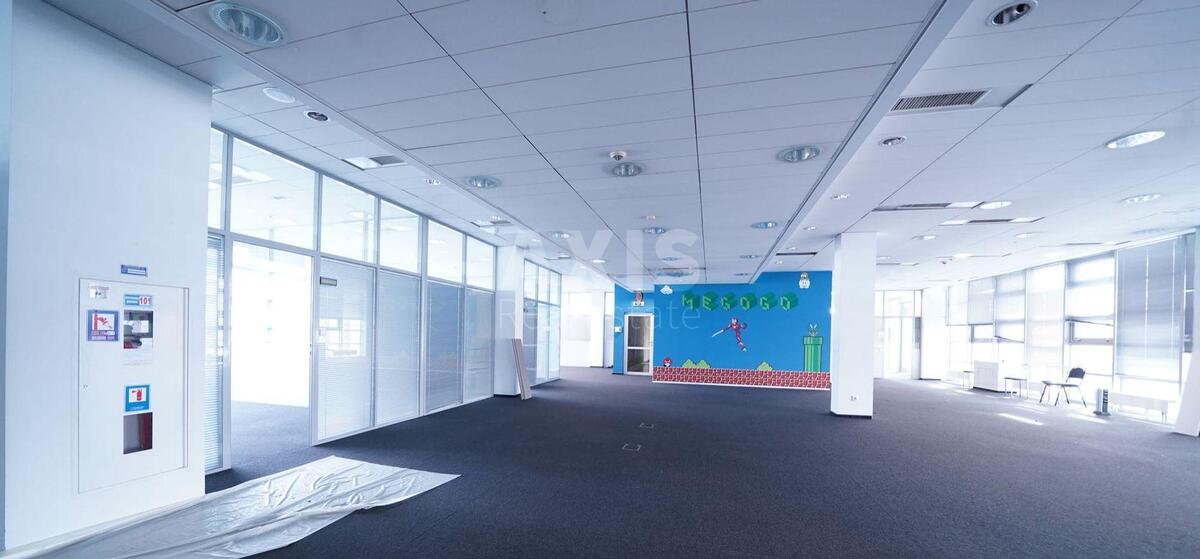 Office vul. Novokostjantynivs'ka 18, 640m23