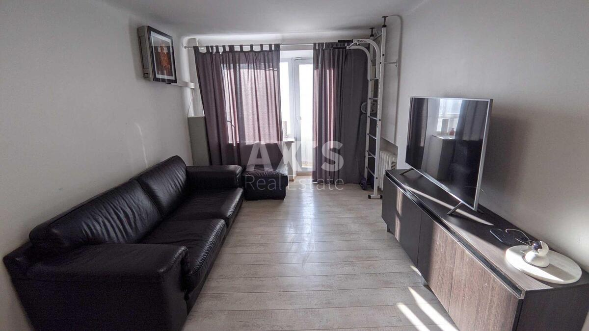 2k apartment prov. Laboratornyj 4560504