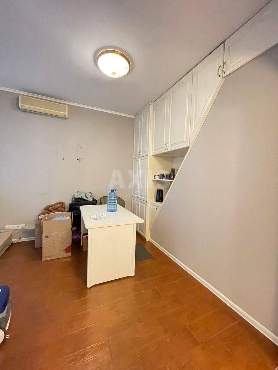 2k apartment vul. Sokal's'ka 18