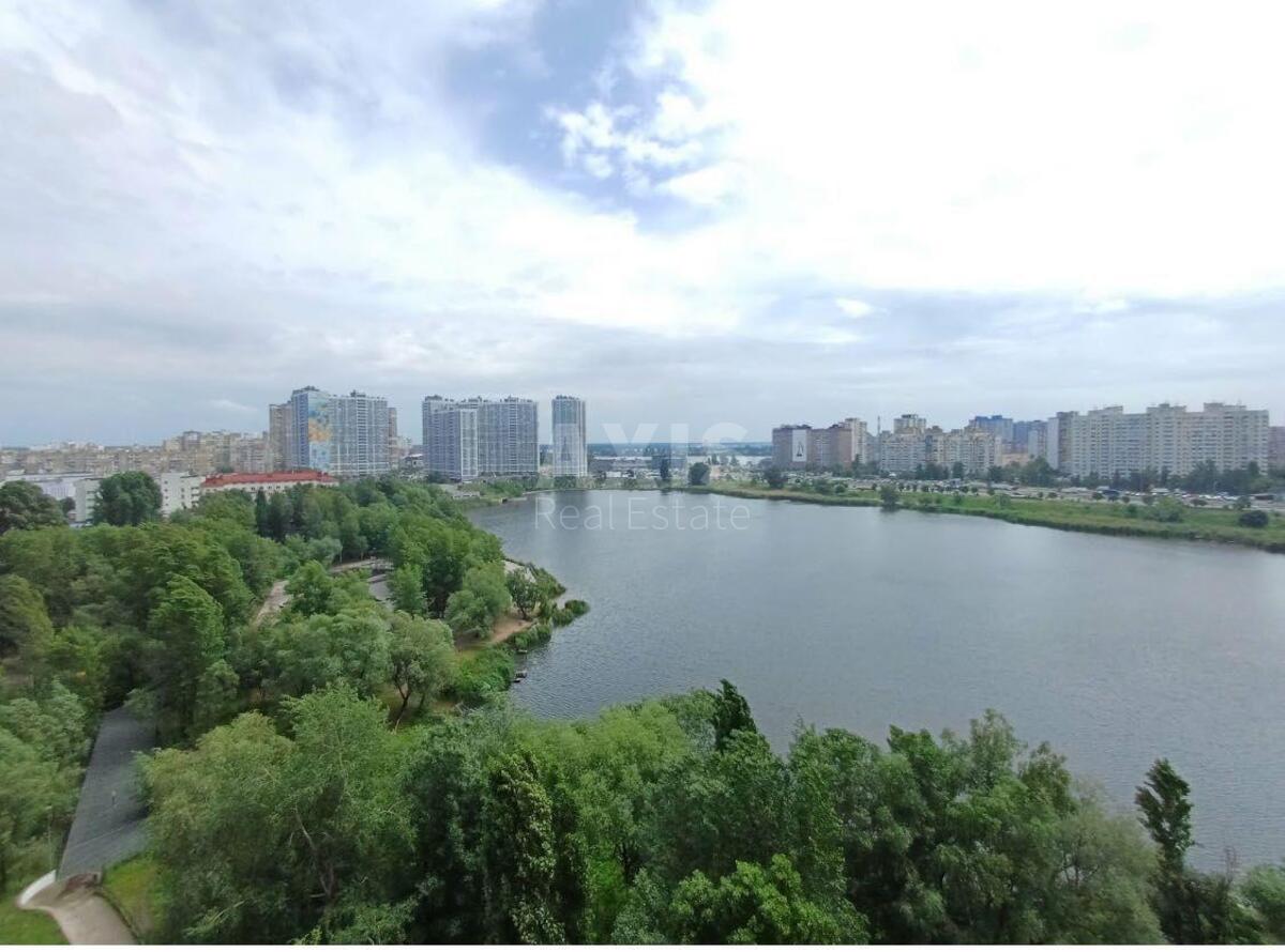 3k apartment pr-t Bazhana Mykoly 1М11