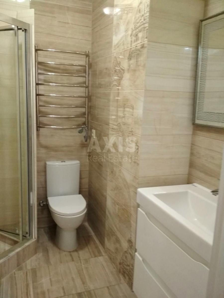 2k apartment vul. Yulia Zdanovska 46/1637848