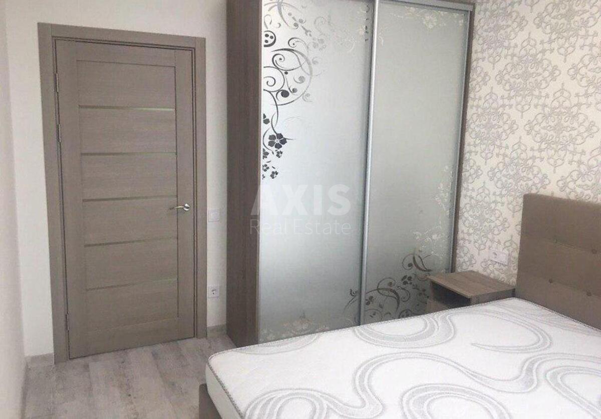 2k apartment vul. Teremkivs'ka 4А6