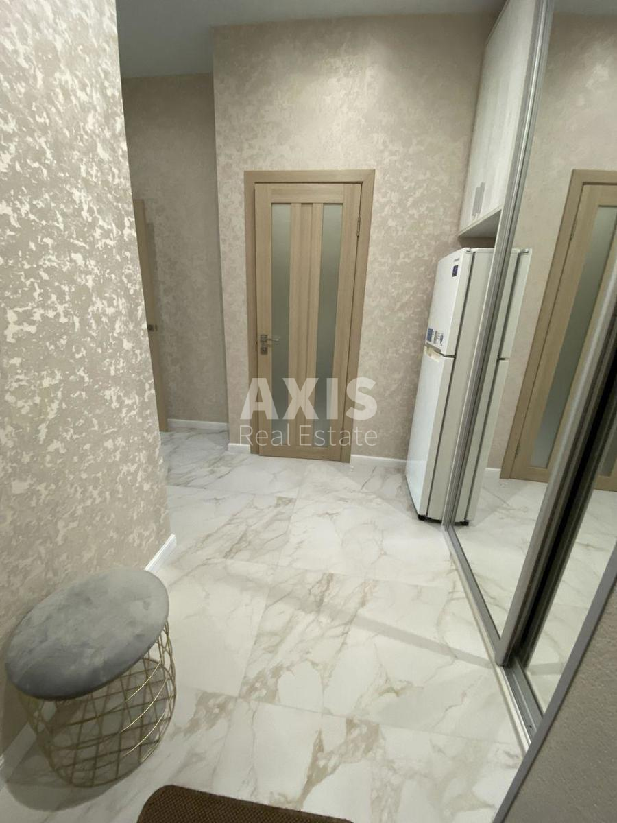1k apartment vul. Zhyljans'ka 1185