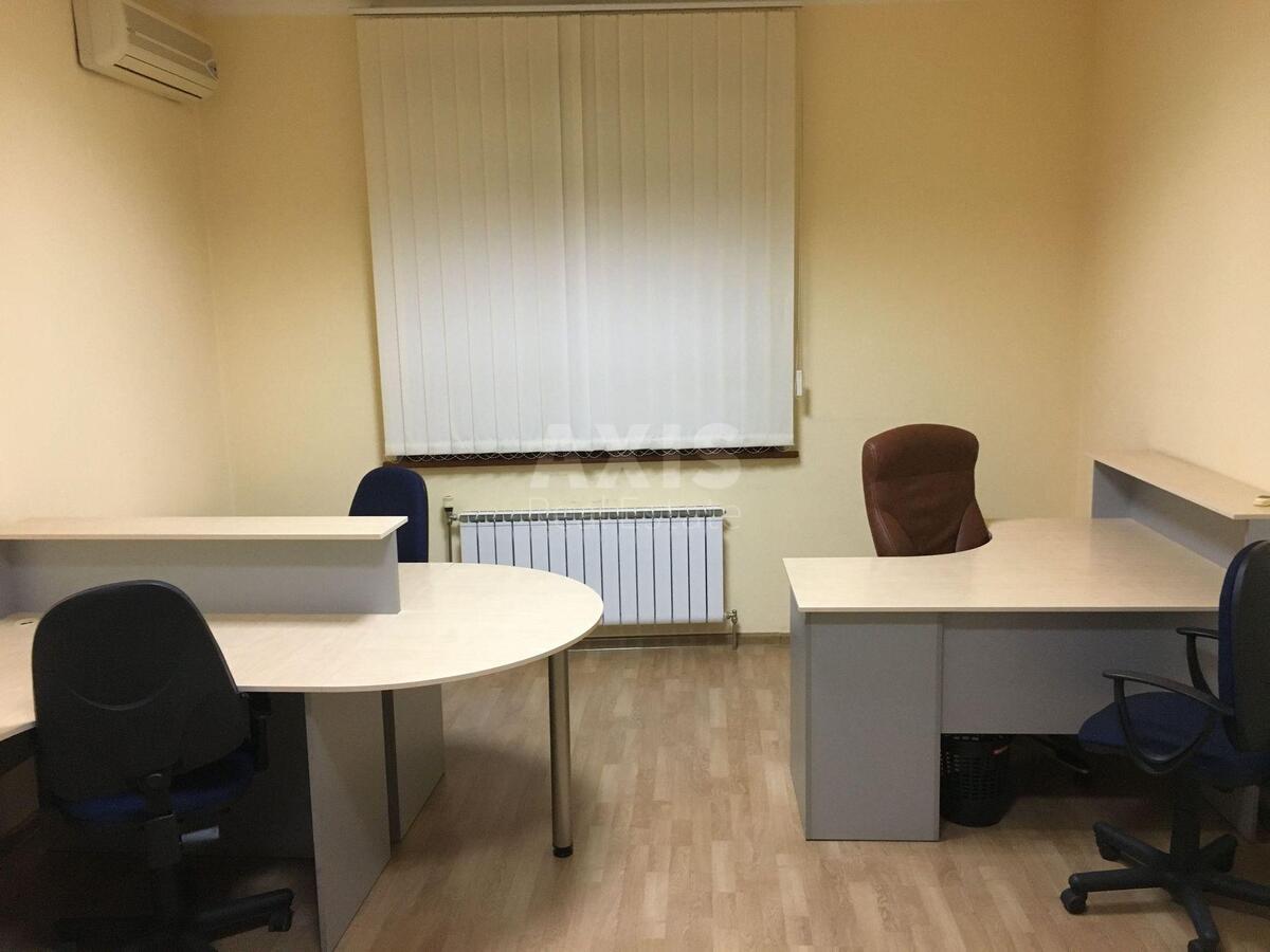 Office vul. Rustaveli Shota 44, 80m21