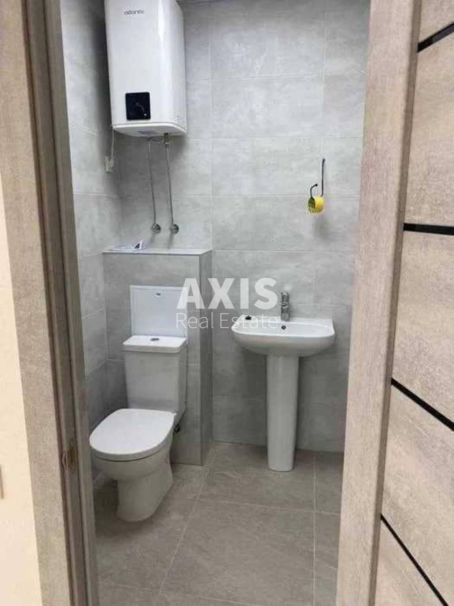 Trade object prov. Pryladnyj 10, 62m2458046