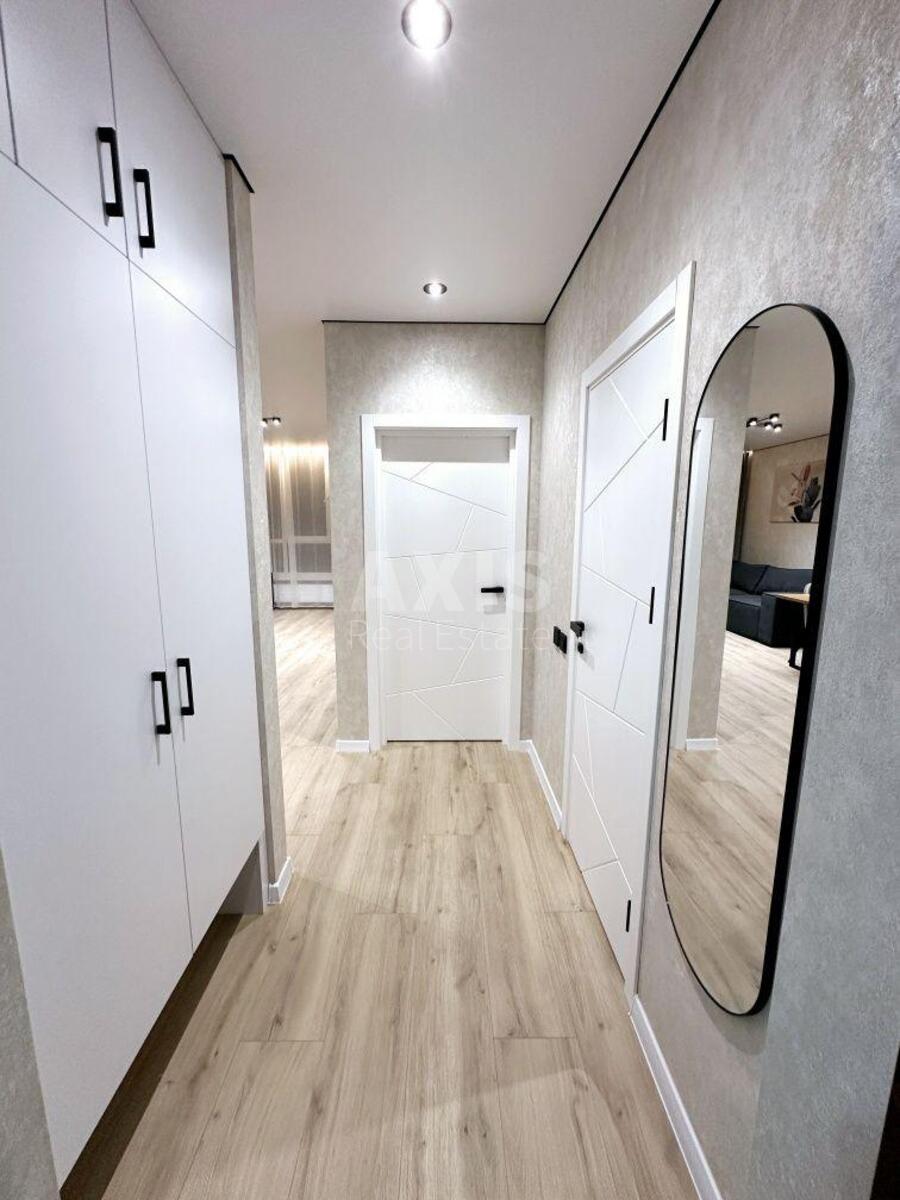 1k apartment vul. Rodyny Kristeriv 14536506