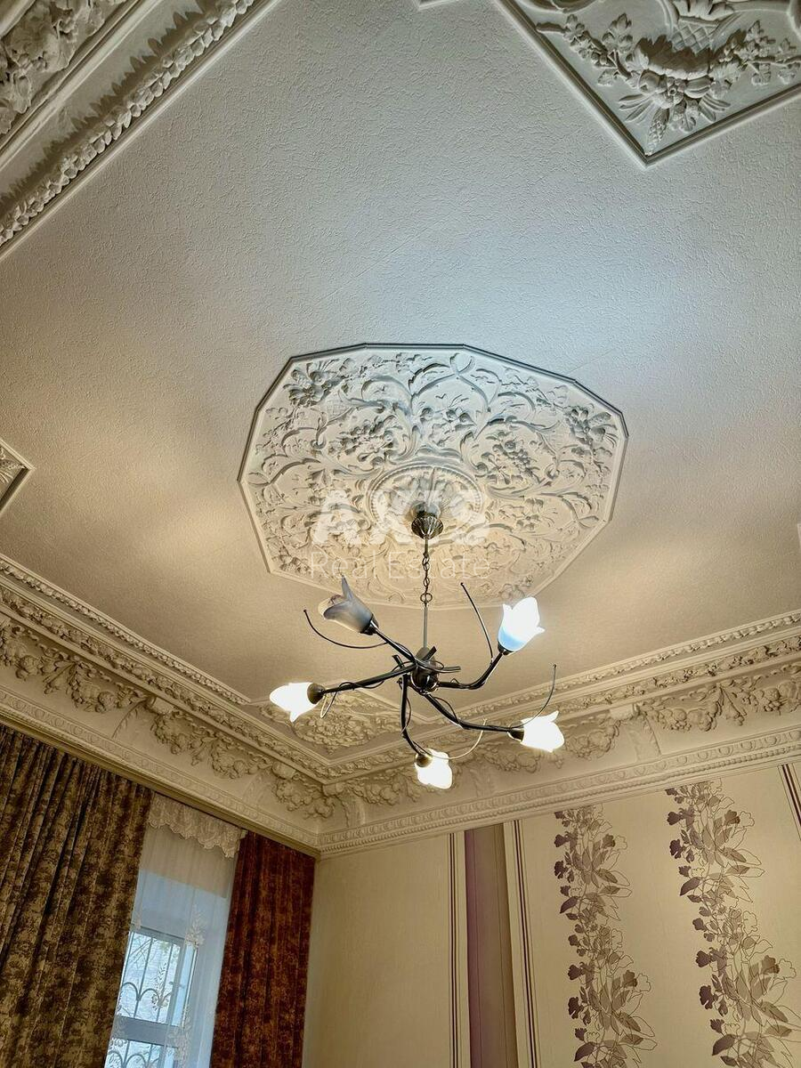 2k apartment vul. Knyaziv Ostrozkykh 29Б6137010