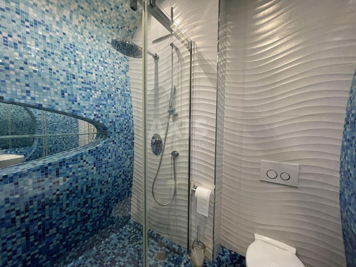 3k apartment vul. Ushakova Mykoly 1А9