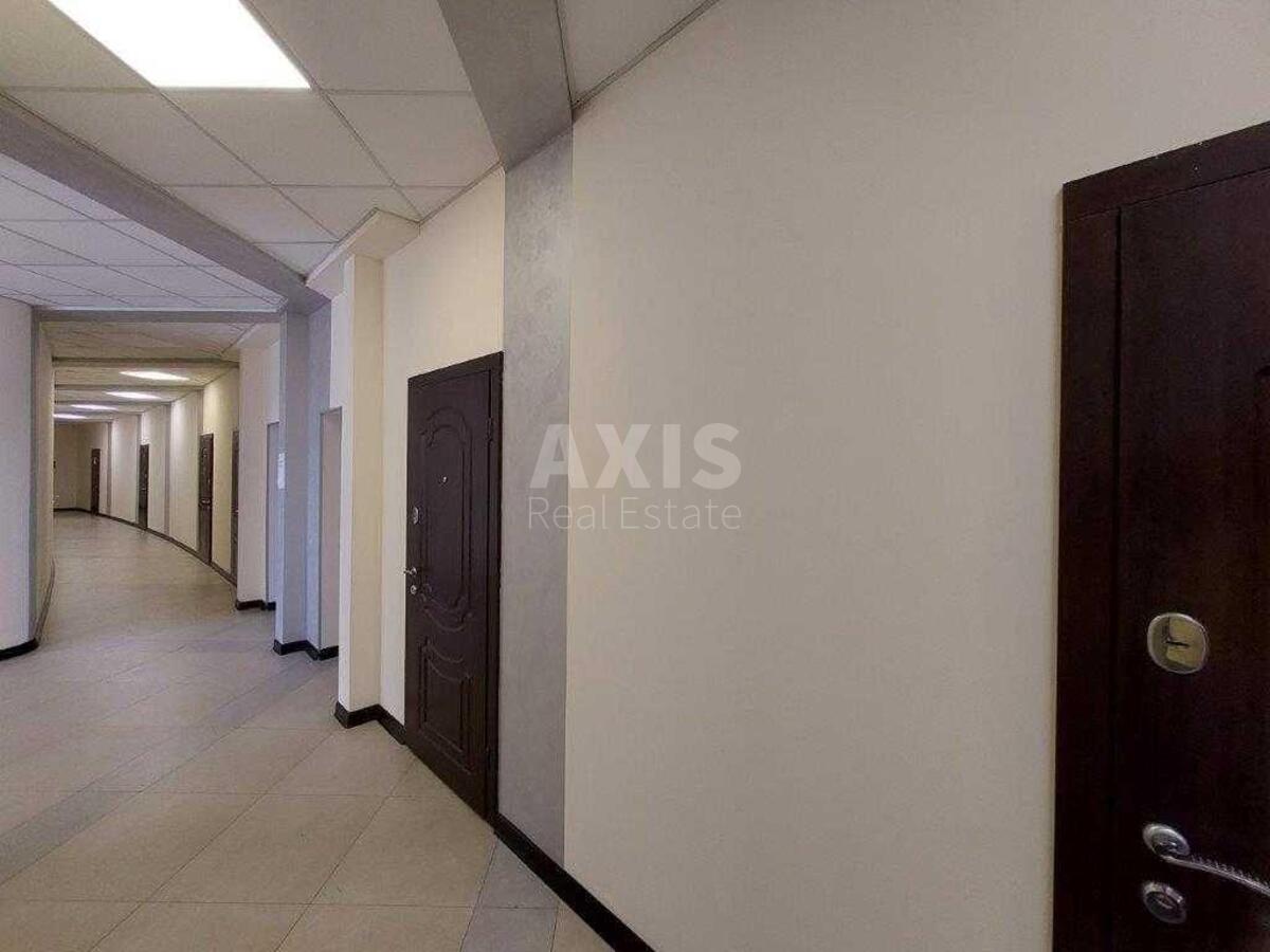 Office vul. Kostjantynivs'ka 75, 90m21