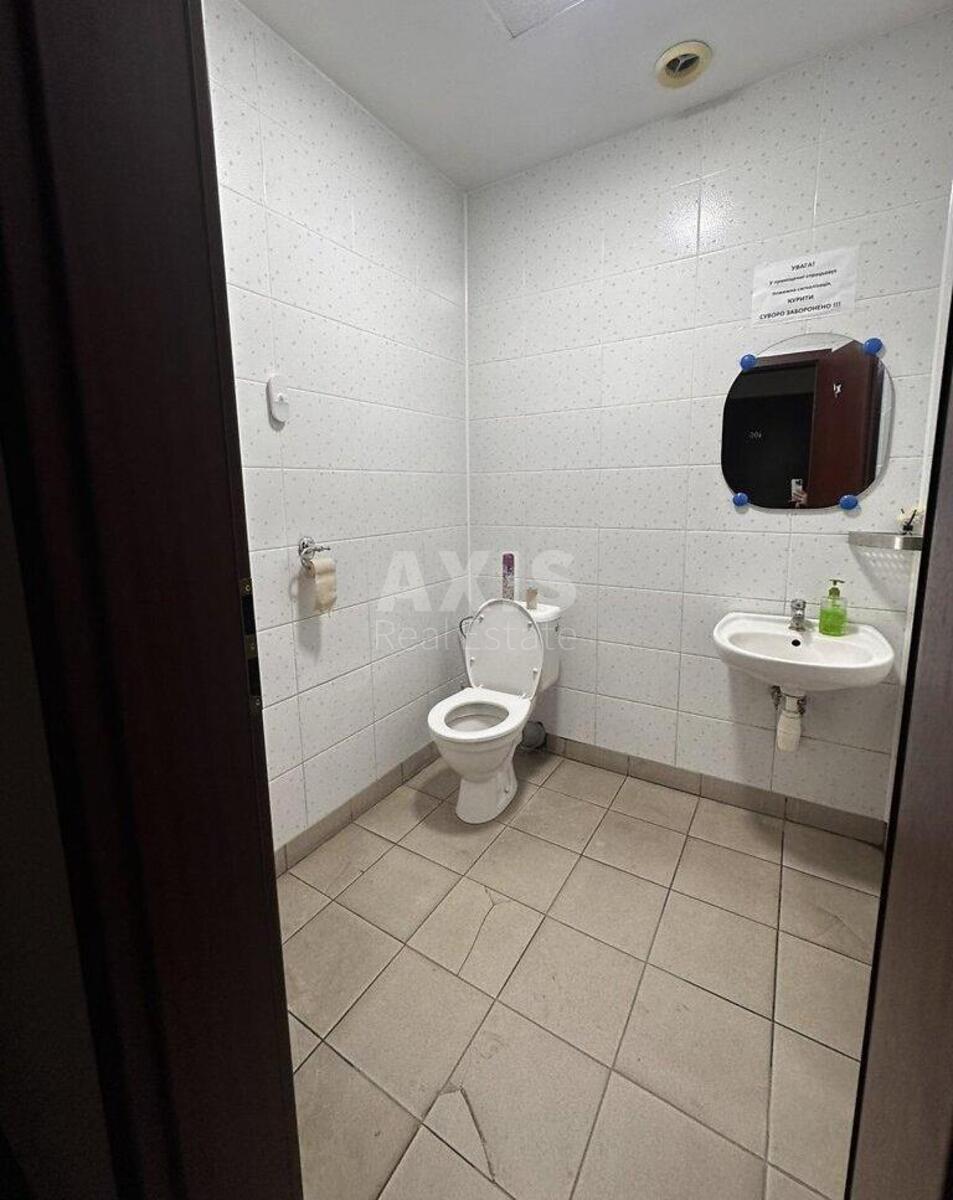 Офис ул. Константиновская 2А, 42м23