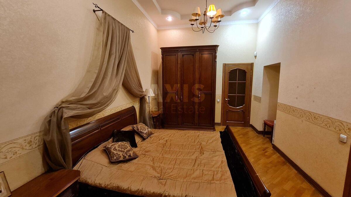 3k apartment vul. Saksagans'kogo 68/212