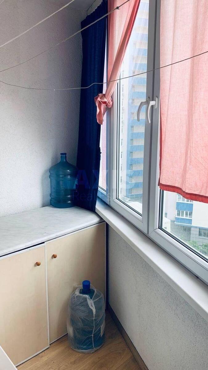 2k apartment vul. Oleny Pchilky 6А9