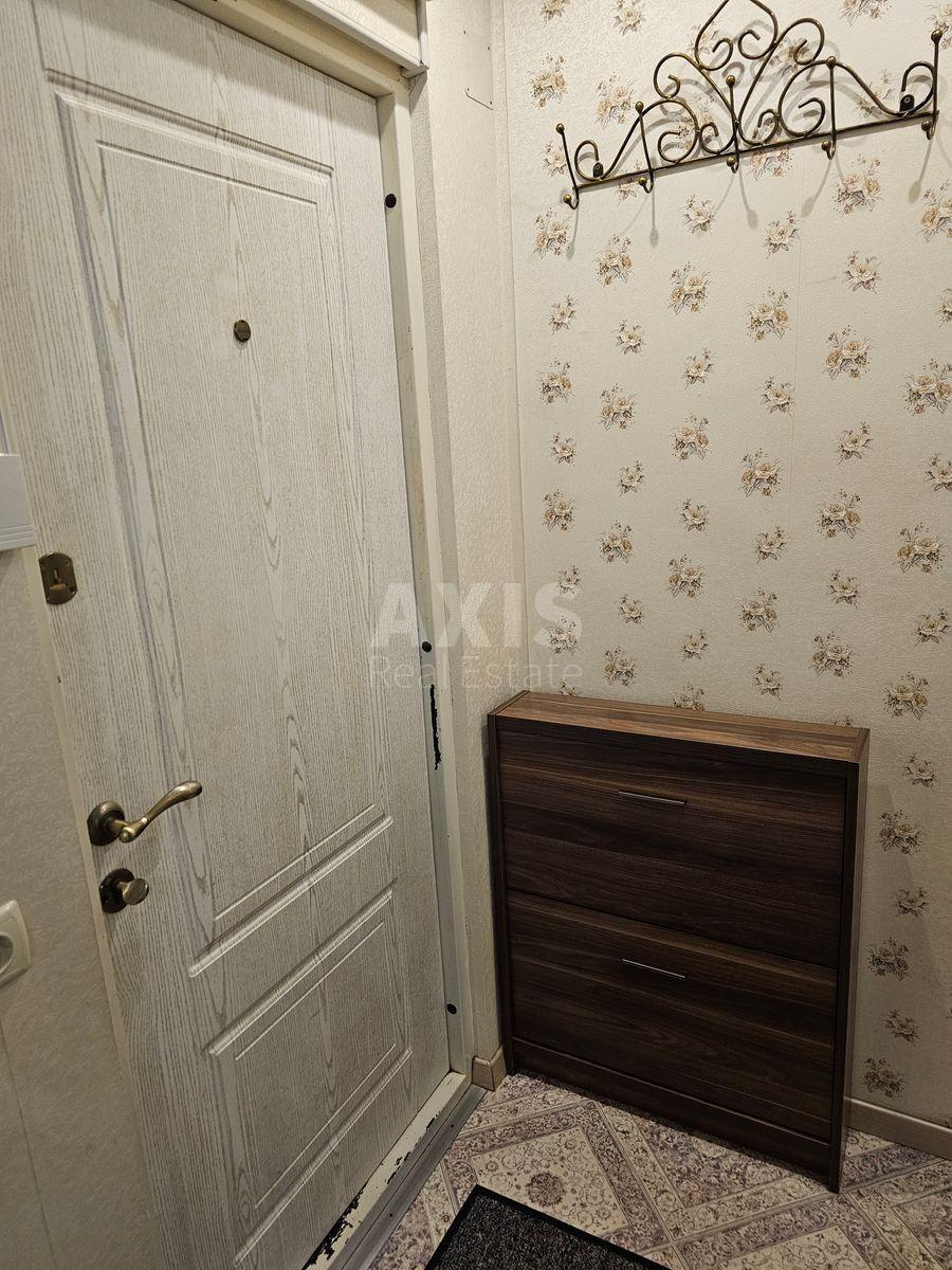 1k apartment vul. Grechka Marshala 92