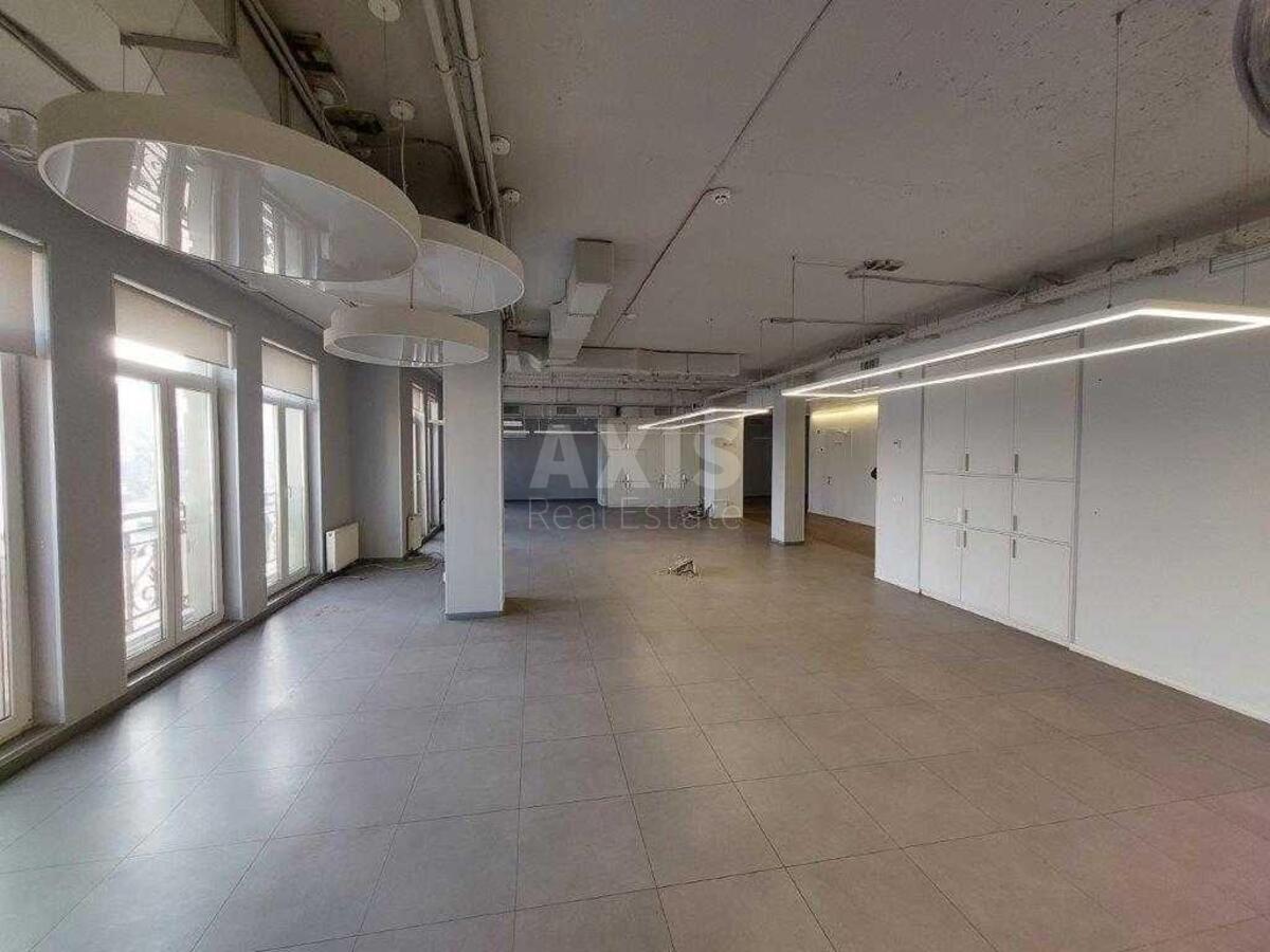 Office vul. 15-a Entuziastiv , 330m2590054