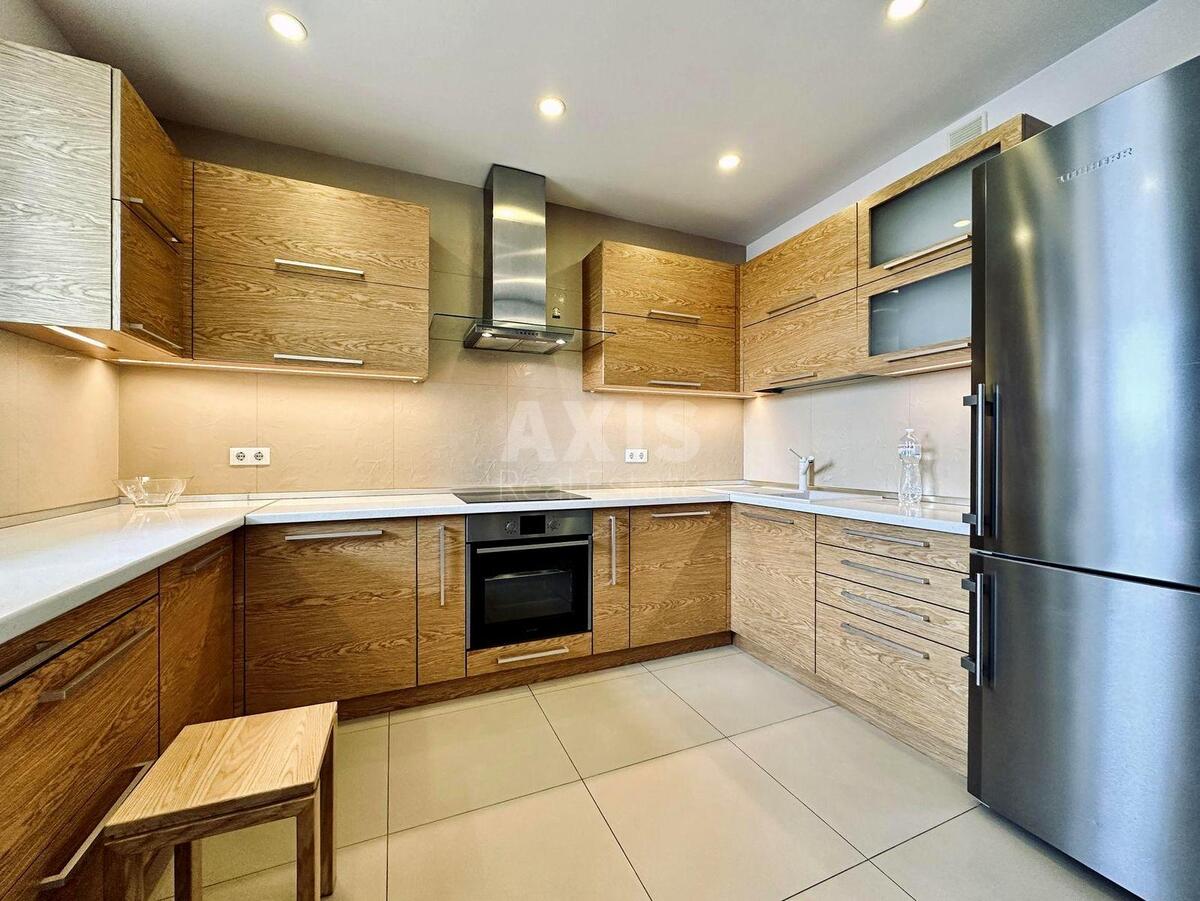 3k apartment vul. Get'mana Vadyma 30Б