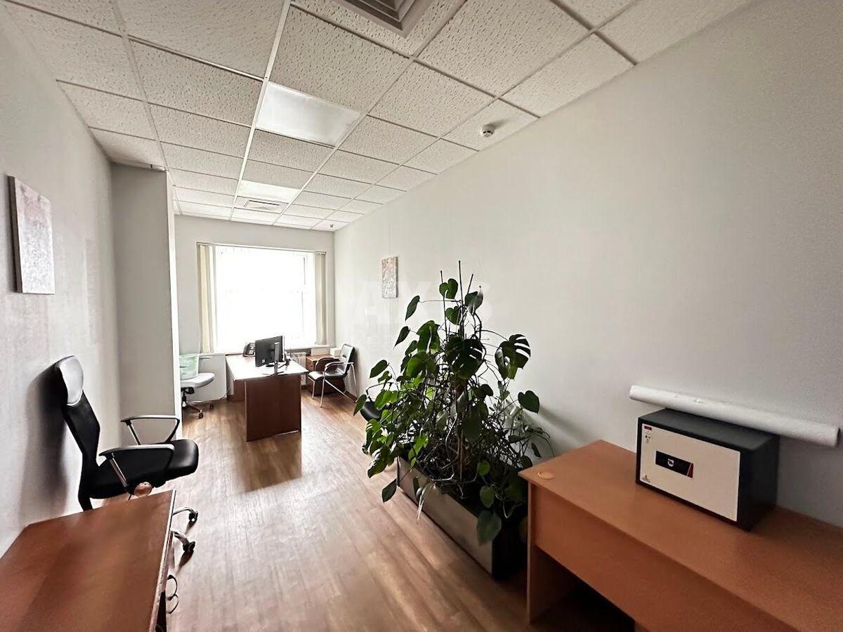 Офис ул. Гончара Олеся 41, 400м21