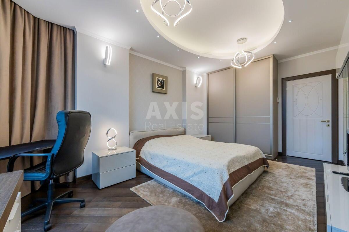 4k apartment vul. Strutyns'kogo Sergija 2640178