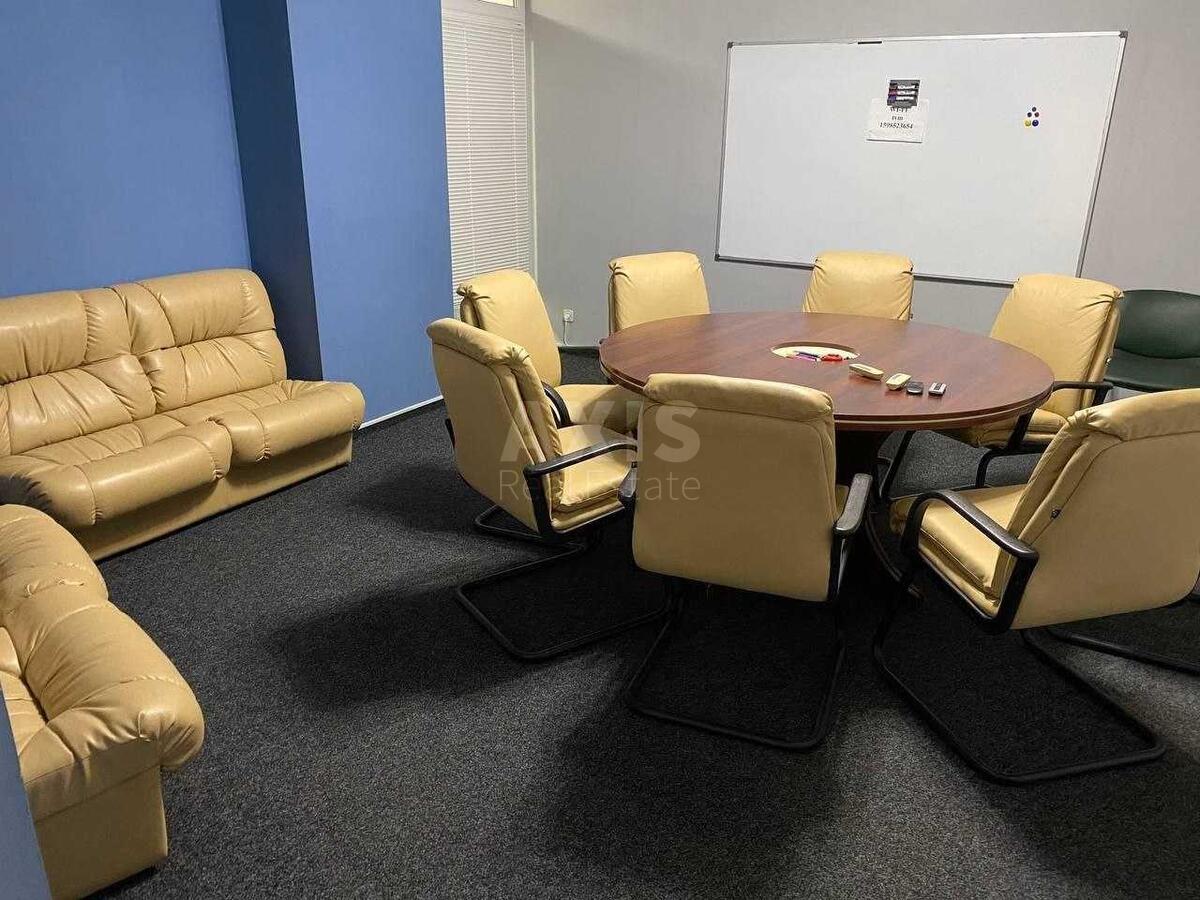Office vul. Kyrylivs'ka 160, 517m2598900