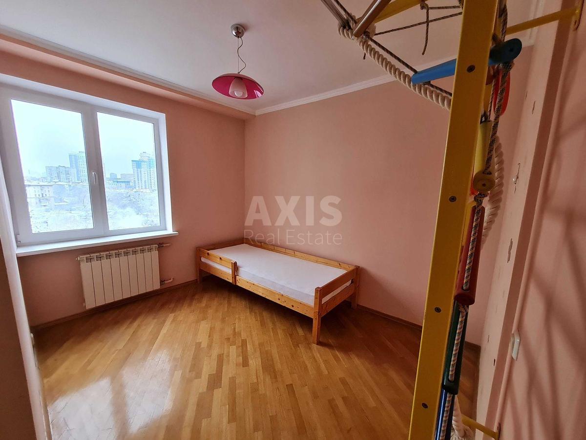 4k apartment vul. Tatars'ka 3/26