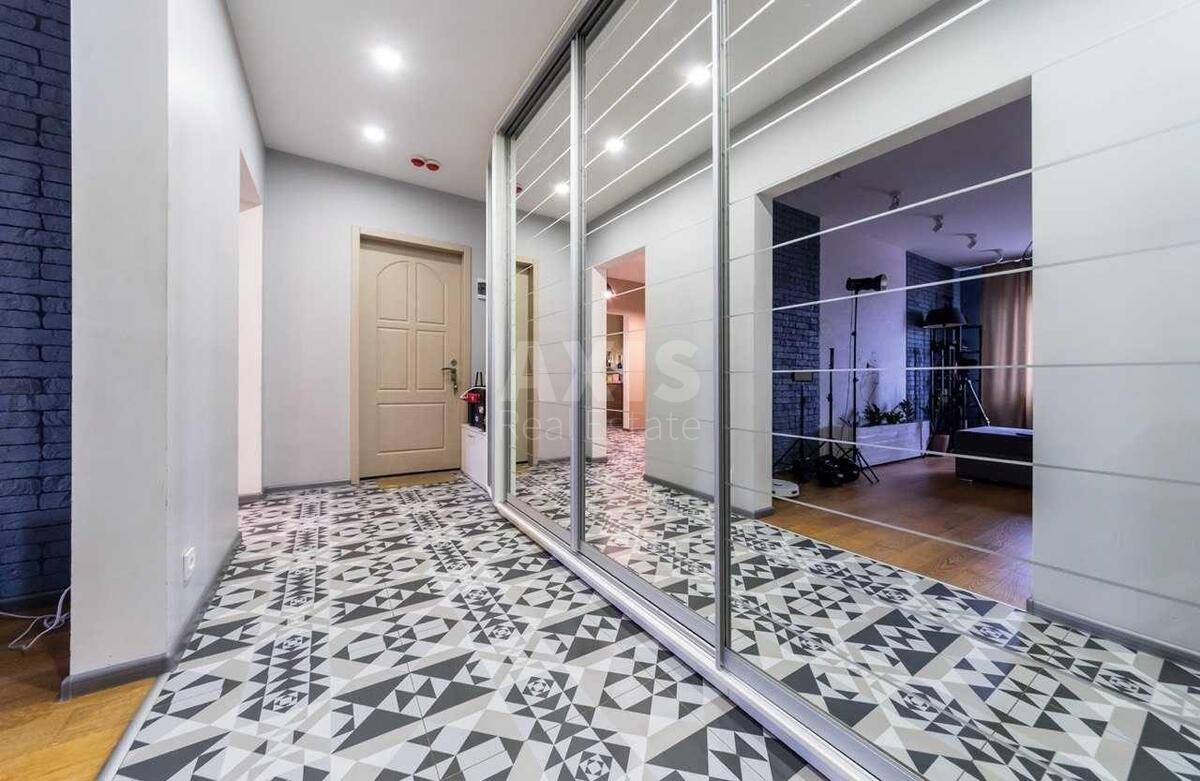 4k apartment vul. Myloslavs'ka 26008611