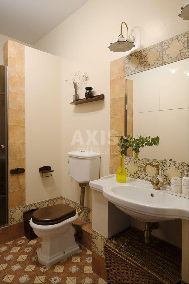 4k apartment vul. Zvirynec'ka 5910
