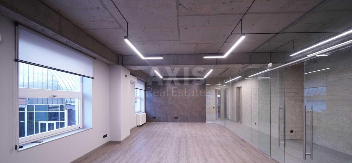 Office vul. Velyka Vasyl'kivs'ka 72, 170m22