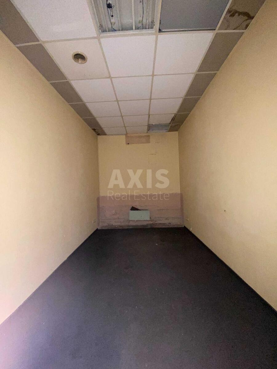 Office shose Harkivs'ke 172, 162m210