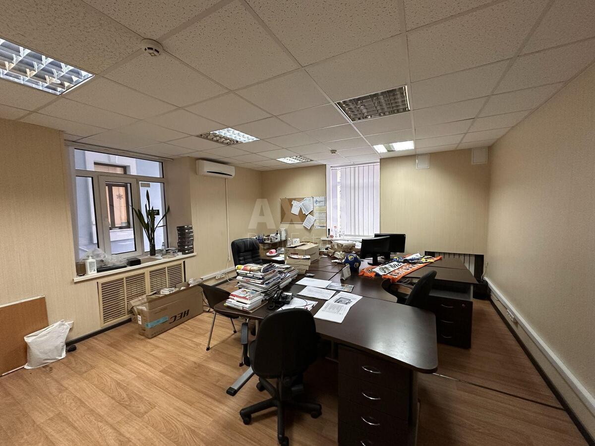 Office vul. Borychiv Tik 35А, 37m21