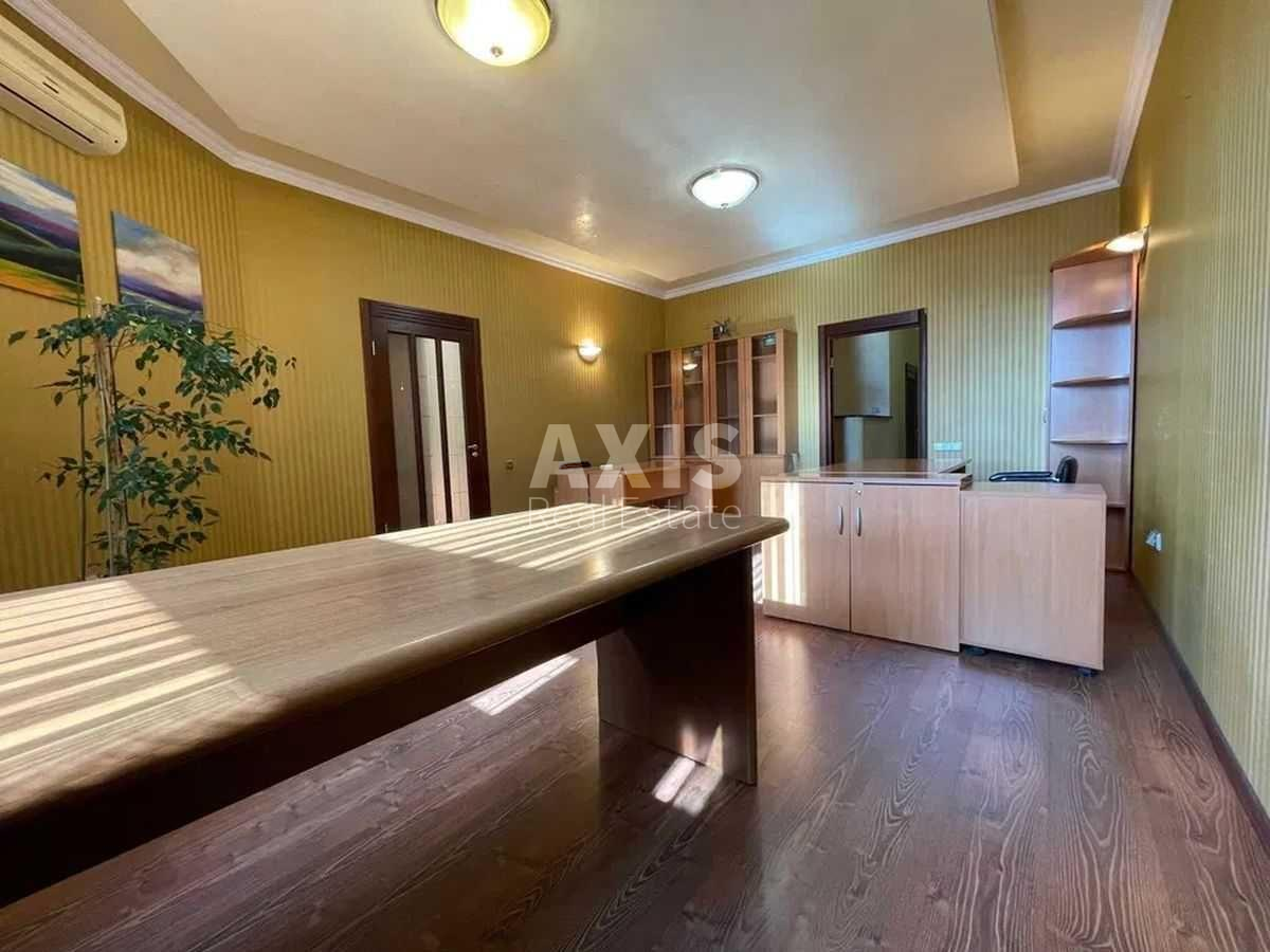 Office vul. Rustaveli Shota 44, 180m25981416