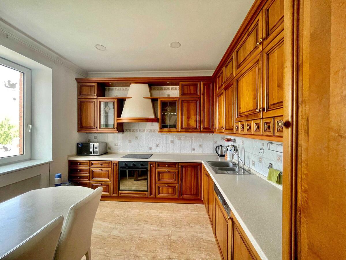 5k apartment vul. Bilorus'ka 5