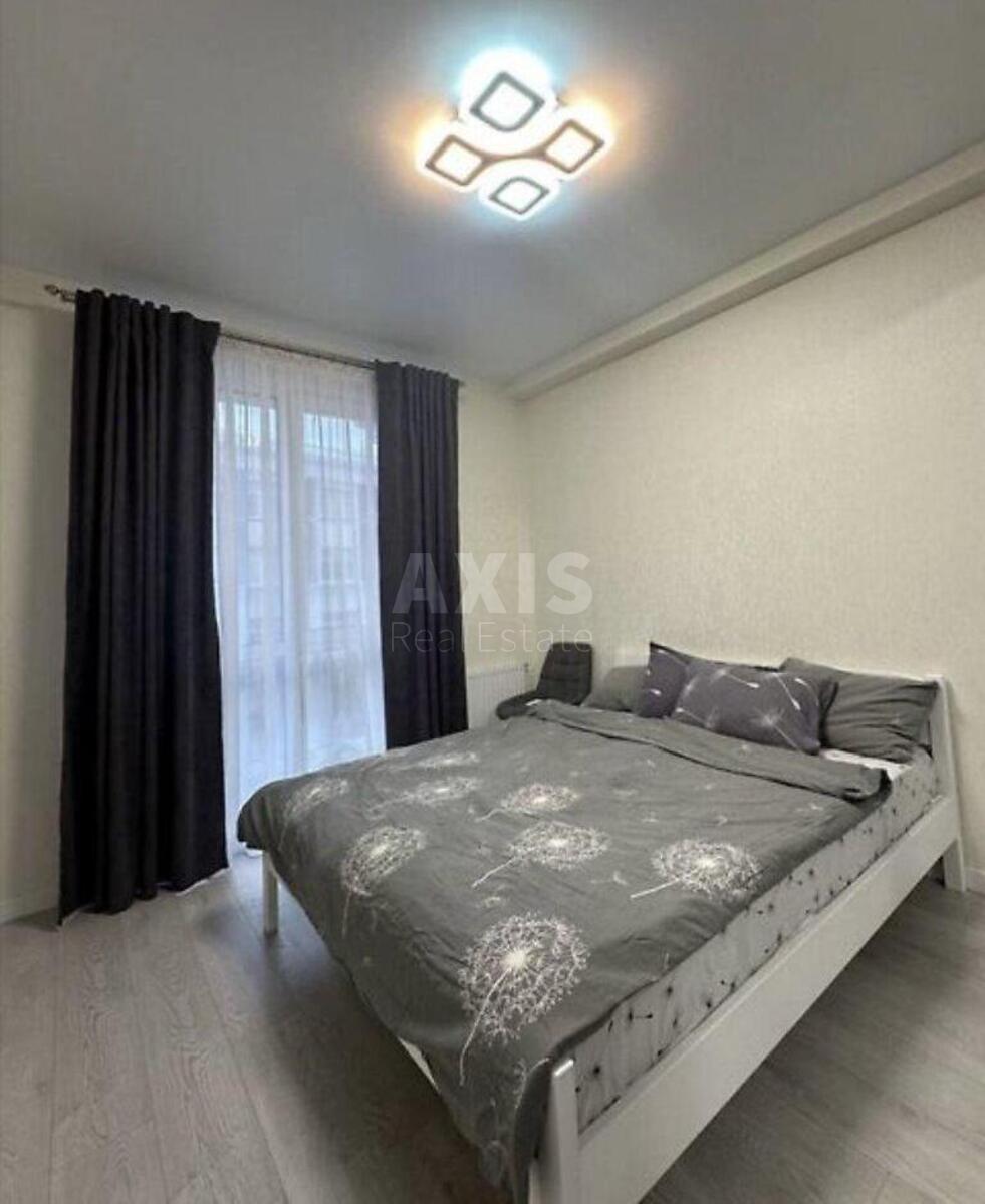 2k apartment vul. Myhajla Maksymovycha 28Д3