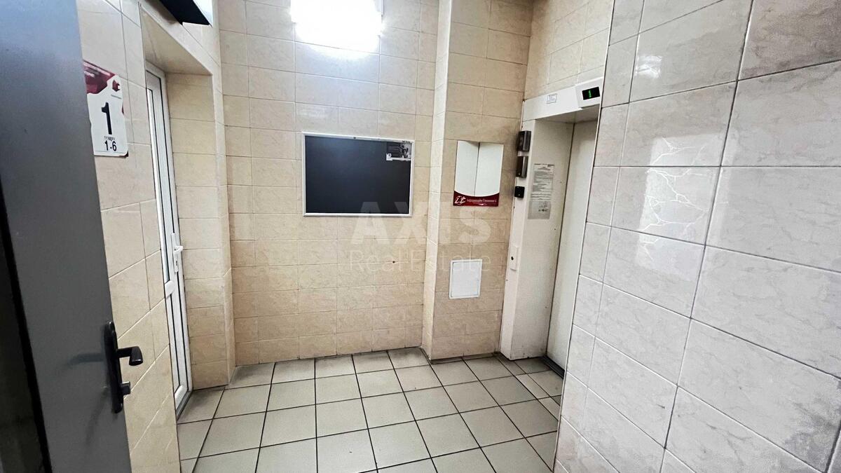 1k apartment vul. Krushel'nyc'koi' Solomii' 13571819