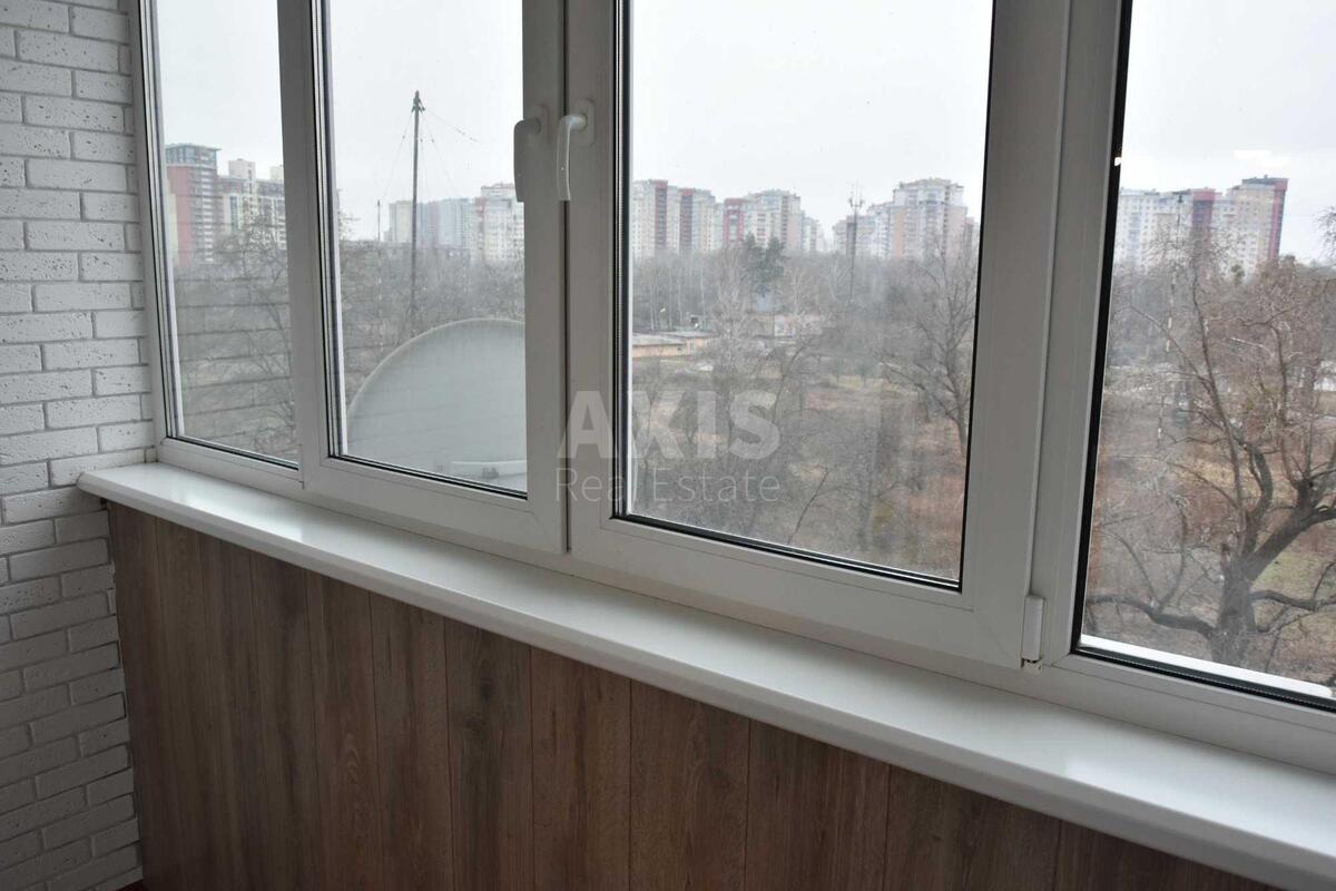 3k apartment vul. Myhajla Maksymovycha 9А6