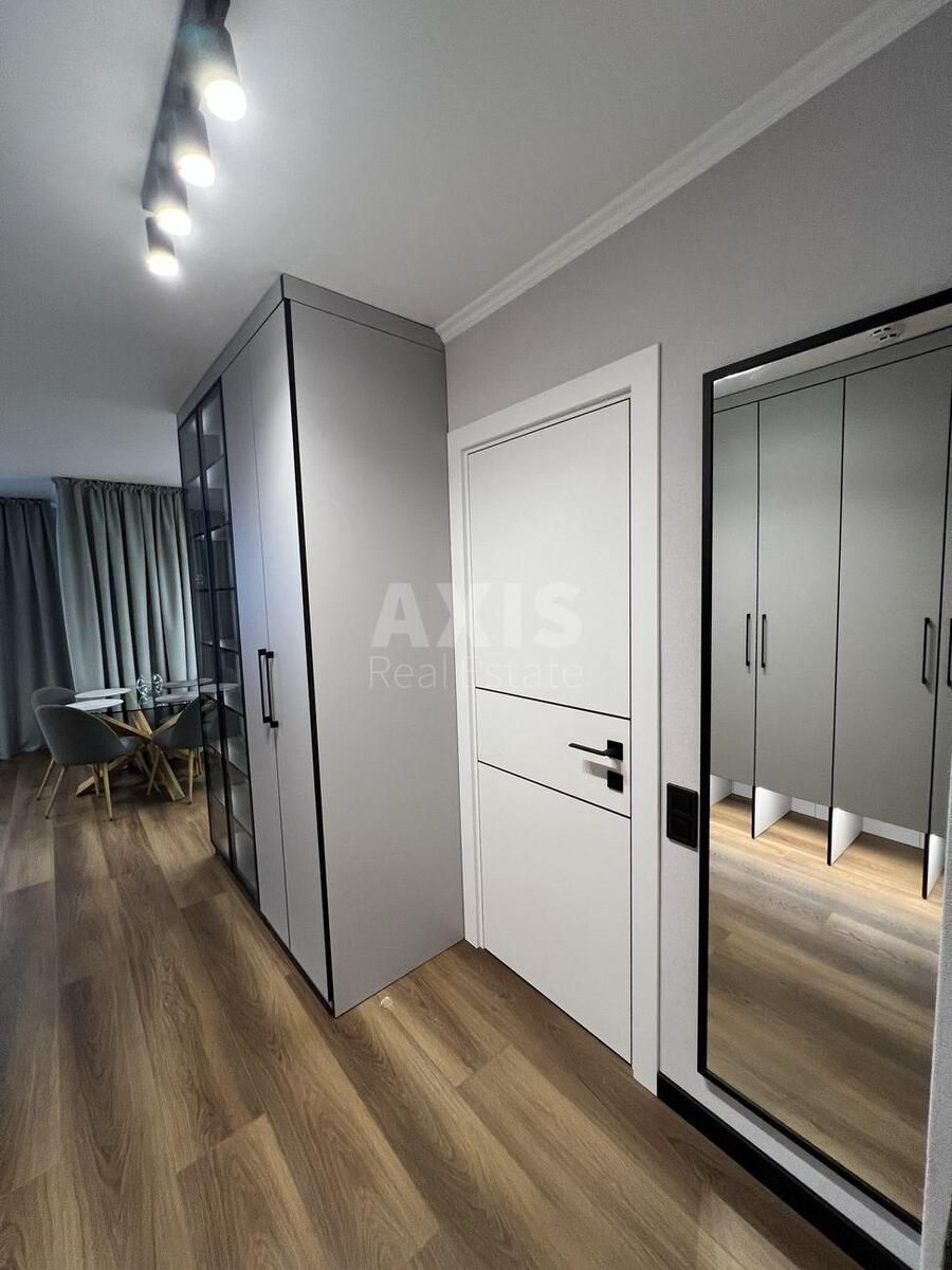 1k apartment vul. Urlivs'ka 23Б4