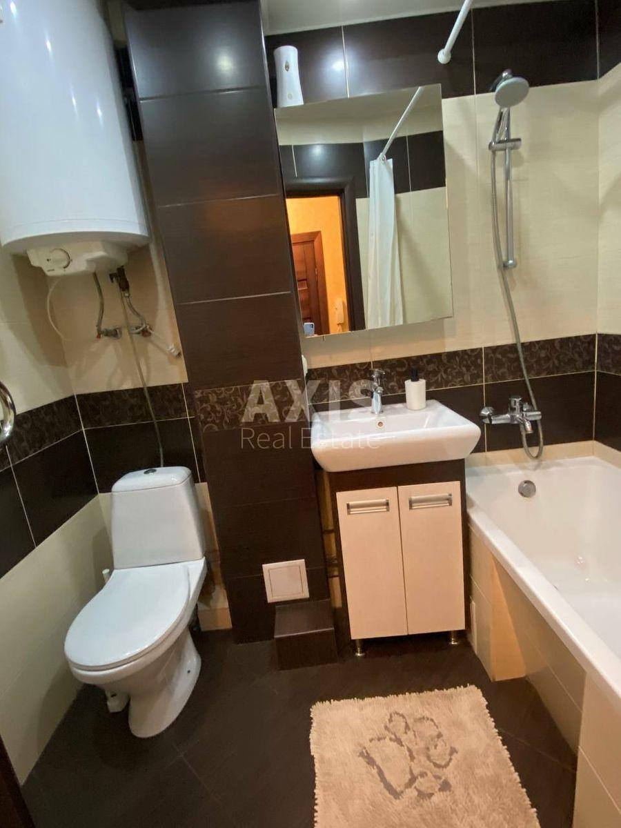 2k apartment vul. Derevljans'ka 20А6