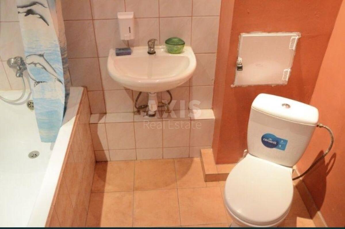 5k apartment vul. Saperno-Slobids'ka 106