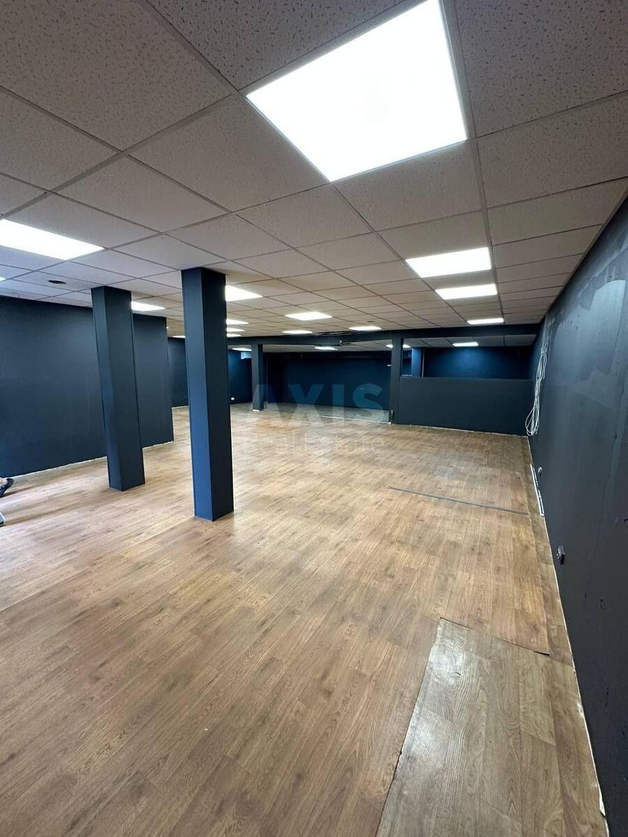 Trade object pr-t Peremogy 67А, 100m2