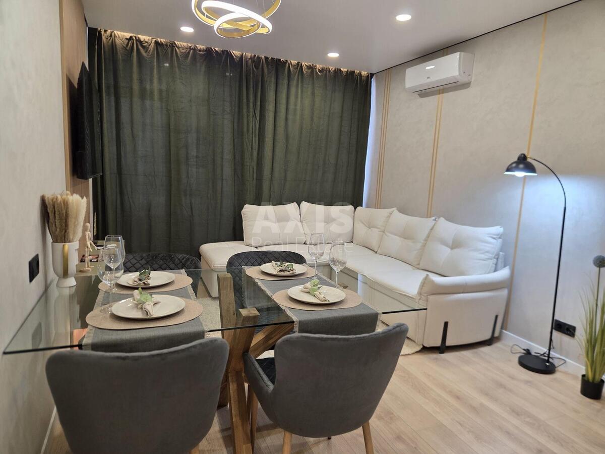 2k apartment vul. Vsevoloda Zmijenka 15/23635872
