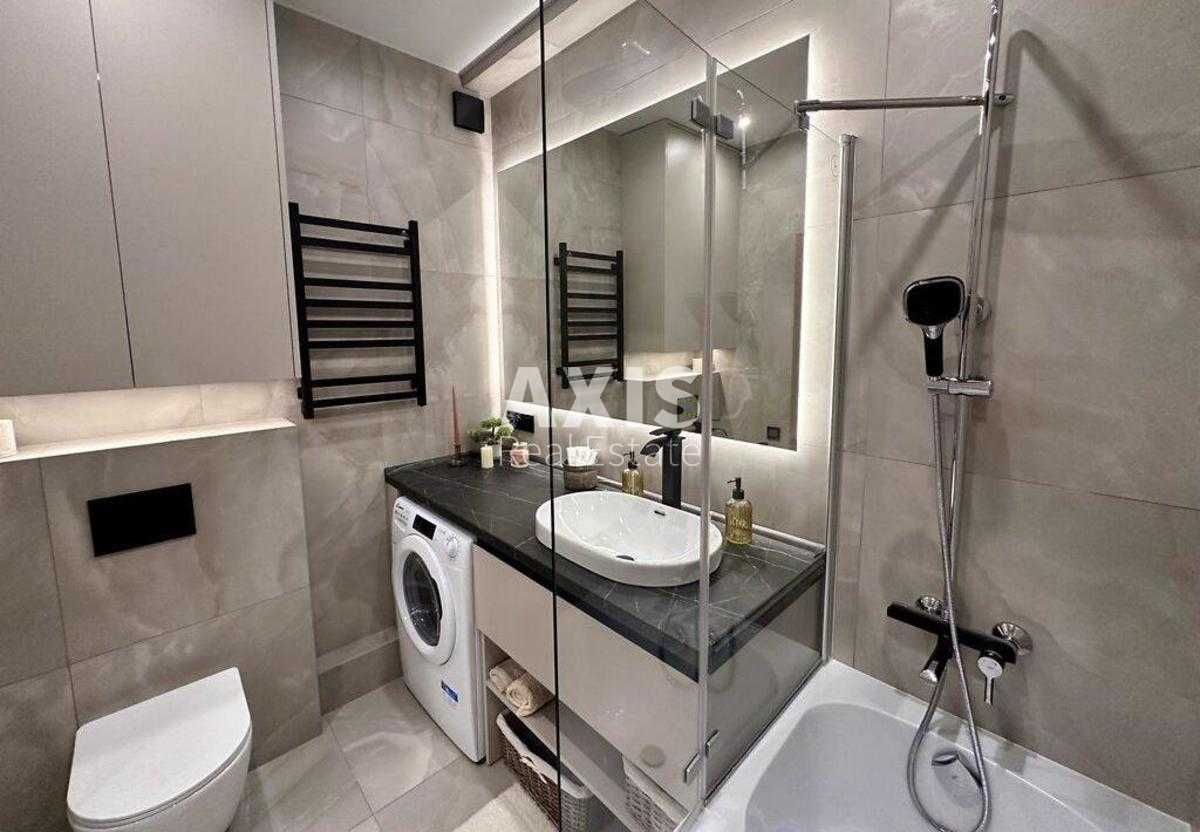 2k apartment vul. Myhajla Maksymovycha 245
