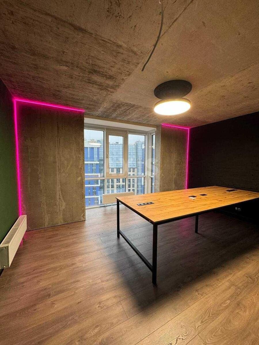 Office vul. Mykhayla Boychuka 41Б, 200m2634010