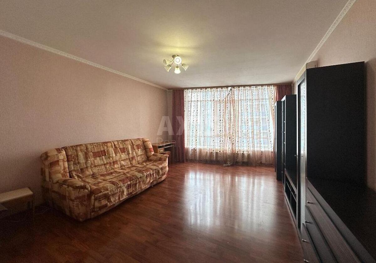 1к квартира ул. Ушакова Николая 1Б592403
