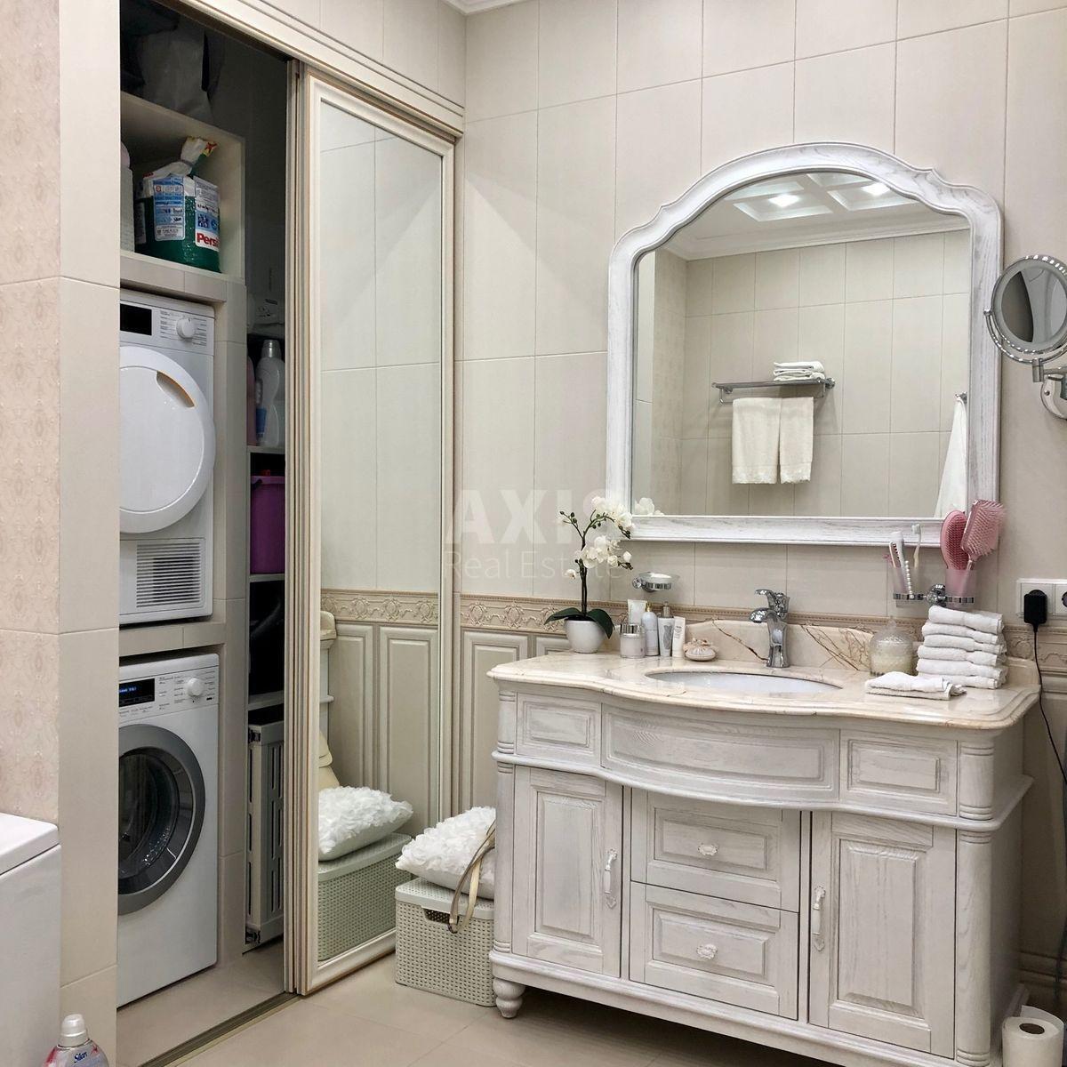 4k apartment vul. Kudri Ivana 77