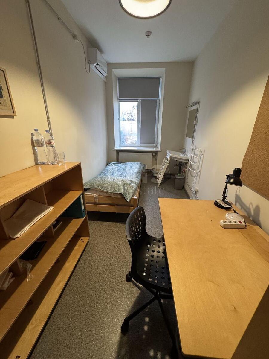 Office vul. Naberezhno-Lugova 12, 180m26344811