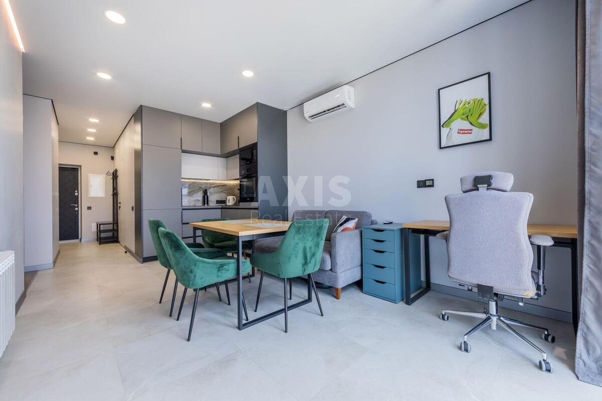 1k apartment vul. Mykil's'ko-Slobids'ka 10